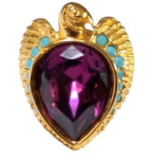 Elizabeth Taylor Egyptian Cleopatra Bird Purple Amethyst Glass Ring Size 6